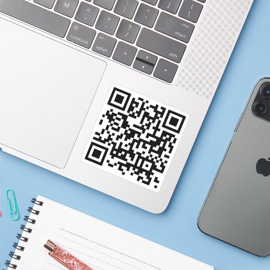 Gepersonaliseerd QR-code Sticker (Laptop met iPhone)