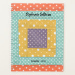 Gepersonaliseerd Quilting Patchwork Planner<br><div class="desc">Deze planner is ontworpen voor patchers, drijvers en riolen. Het is gedecoreerd met een afdruk van mijn blokhut in het oranje, turkooisachtige, gele en paarse pokkenweefsel. U kunt het aanpassen door de foto in één van uw eigen laarzen te veranderen als u wenst makend het unieke van u. Verander ook...</div>