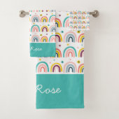 Gepersonaliseerd regenboogpatroon bad handdoek (Insitu)