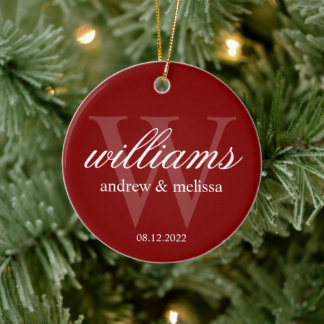 Gepersonaliseerd rood en wit monogram keramisch ornament