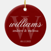 Gepersonaliseerd rood en wit monogram keramisch ornament (Achterkant)