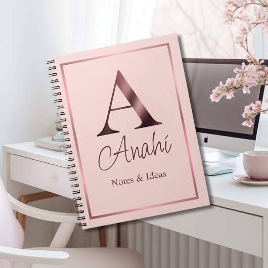 Gepersonaliseerd Roos gouden monogram | Roze Notitieboek