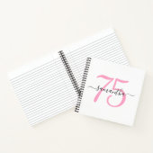 Gepersonaliseerd roze 75e verjaardag gastenboek notitieboek (Binnen)