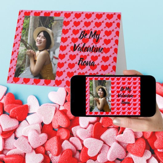 Gepersonaliseerd roze ben mijn Valentijn rood hart Kaart