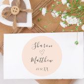 Gepersonaliseerd Roze Handgeschreven Script Trouwk Ronde Sticker