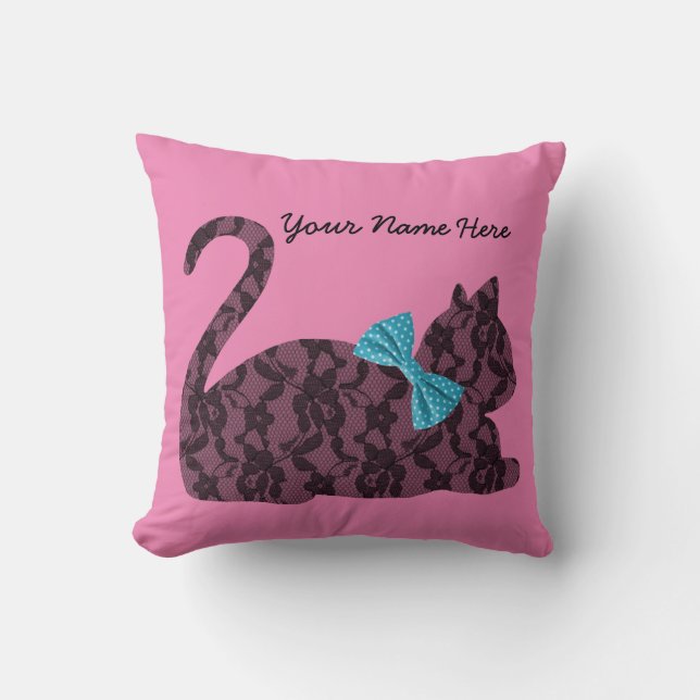 Gepersonaliseerd roze kussen met zwarte kant kat (Voorkant)
