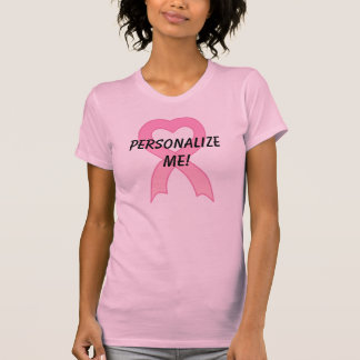 Gepersonaliseerd roze lintje hart T-shirt