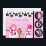 Gepersonaliseerd roze Snowman Joy Holiday-kaart Feestdagenkaart<br><div class="desc">Als je van sneeuwpoppen houdt,  hou je van deze  sneeuwpopulierkaart die gemakkelijk kan worden aangepast aan je keuze van tekst en je namen. Sneeuwpoppen op een  roze sneeuwvlokachtergrond en zwarte sneeuwvlokballen met tekst die "JOY" aangeeft.</div>