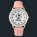 Gepersonaliseerd roze voetbal horloge voor meisjes<br><div class="desc">Girly Pink Voetbal horloge voor kleine kinder met gepersonaliseerde naam print. polshorloges voor voetballers en fans. Leuk verjaardagscadeau idee voor jongens en meisjes. Verkrijgbaar in blauw, roze, rood etc. Sportief design met genummerd wijzerplaat bord. Leuk team gunst cadeau idee te geven als voetbal coach of voetbal moeder / vader. Maak...</div>