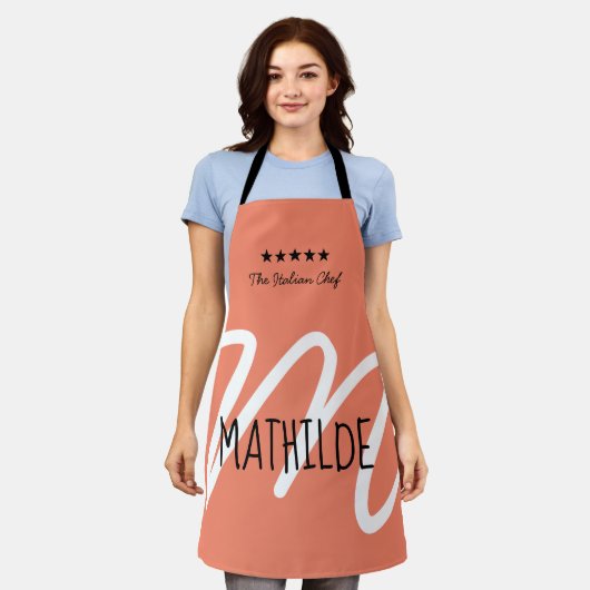 Gepersonaliseerd roze zwart Modern Script Monogram Schort (Gedragen)