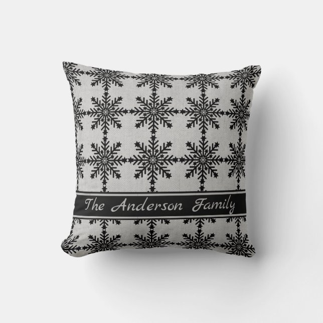 Gepersonaliseerd Rustic Burlap Black Snowflake Pat Kussen (Voorkant)