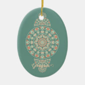 Gepersonaliseerd Sage & Sand Retro Ornamental Mand Keramisch Ornament (Voorkant)