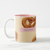 Gepersonaliseerd Schattige glimlachend Pretzelpatr Tweekleurige Koffiemok (Links)