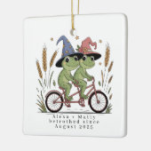 Gepersonaliseerd Schattige paar verloofd verloofd Keramisch Ornament (Links)