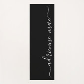 Gepersonaliseerd script Minimalist Zwart-wit Yogamat (Voorkant)