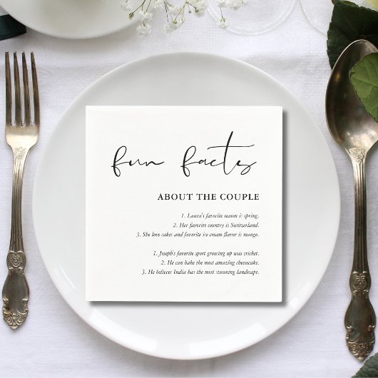 Gepersonaliseerd Script Zwart Wit Wedding Fun Fact Servet