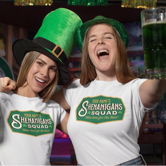 Gepersonaliseerd Shenanigan's Squad T-shirt