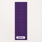 Gepersonaliseerd silhouetpatroon Paarse zwarte kat Yogamat (Voorkant)