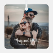 Gepersonaliseerd stijlvol Elegant koppel fotoscrip Metalen Ornament (Voorkant)