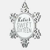 Gepersonaliseerd Sweet 16 Favor Tin Sneeuwvlok Ornament (Rechts)