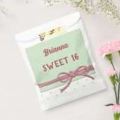Gepersonaliseerd Sweet 16 Tied met een Bow Polka D Bedankzakje (Gezegeld)