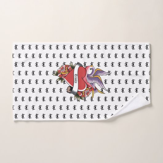 Gepersonaliseerd Tattoo Tortelduifjes Hart Bad Handdoek (Handdoek)