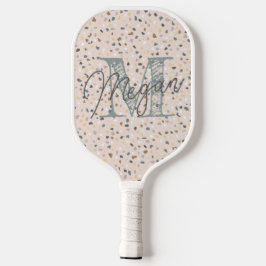 Gepersonaliseerd terrazzo monogram pickleball paddle