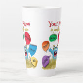 Gepersonaliseerd thema van vandaag omvat niet uw B Latte Mok (Voorkant)