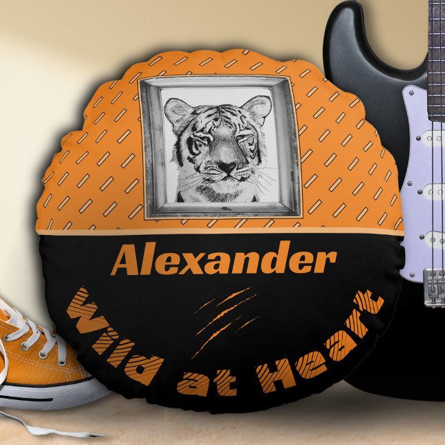 Gepersonaliseerd tijgerkussen rond kussen (Creator heeft geüpload)