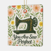 Gepersonaliseerd U bent naai Perfect naaimachine Keramisch Ornament (Links)
