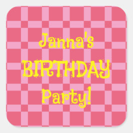 Gepersonaliseerd verjaardagsfeest roze geruit patr vierkante sticker
