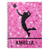 Gepersonaliseerd volleybal- en roze terrazzo-patro notitieboek (Voorkant)