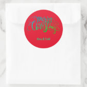 Gepersonaliseerd vrolijk kerstscript ronde sticker (Tas)