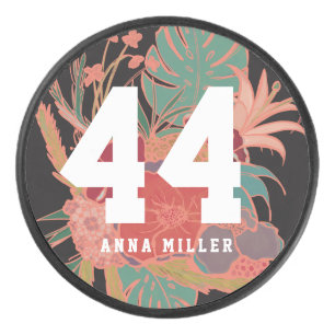 Gepersonaliseerd vrouwelijk hockey-spelerteam voor hockey puck