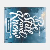 Gepersonaliseerd Wees stil en weet Christelijk Fleece Deken (Voorkant (Horizontaal))