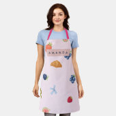 Gepersonaliseerd Whimsisch Croissant- en Bessendes Schort (Gedragen)