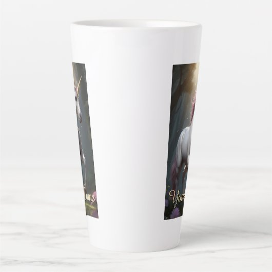 Gepersonaliseerd wit eenhoornbos latte mok (Voorkant)