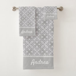 Gepersonaliseerd wit en grijs patroon bad handdoek
