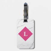 Gepersonaliseerd wit marmer roze bagagelabel met a (Achterkant verticaal)