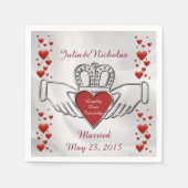 Gepersonaliseerd wit satin Claddagh Symbool Napkin Servetten (Voorkant)