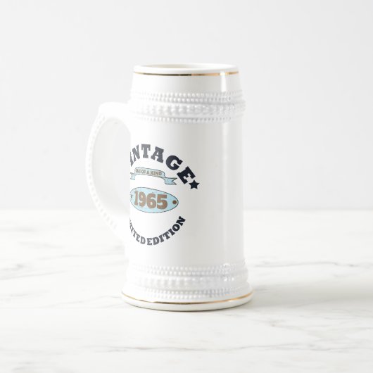 Gepersonaliseerd zestig vintage 60ste verjaardagsf bierpul (Voorkant links)