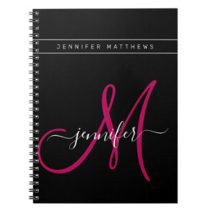 Gepersonaliseerd zwart Elegant Script roze monogra Notitieboek