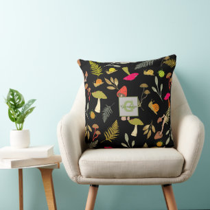 Gepersonaliseerd zwart paddestoel botanisch Sierku Kussen