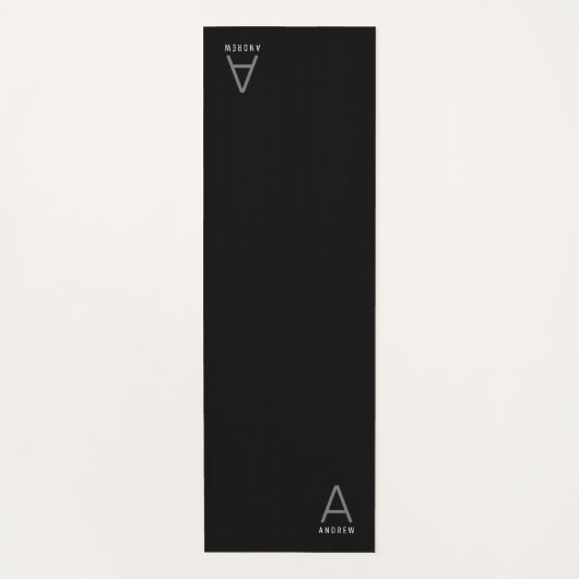 Gepersonaliseerd zwart Yoga Mat Small Monogram (Voorkant)