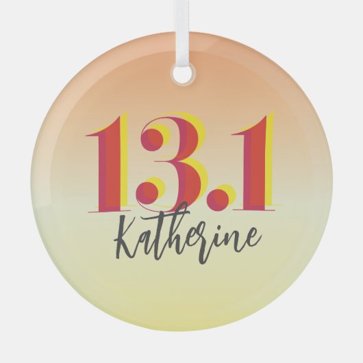 Gepersonaliseerde 13.1 halve marathon lopen glas ornament (Voorkant)