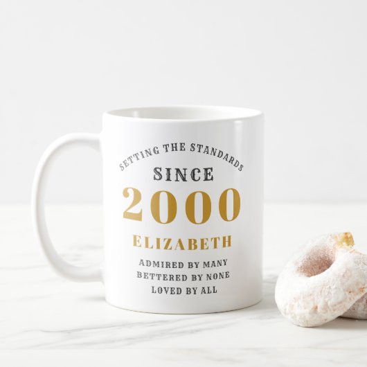 Gepersonaliseerde 21e verjaardag 2000 Elegant Naam Koffiemok (Met donut)