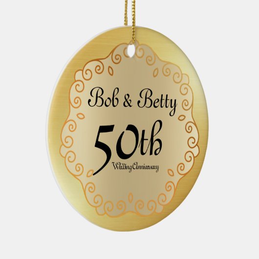 Gepersonaliseerde 50e bruiloft Jubileum Gold Keramisch Ornament (Rechts)