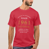 Gepersonaliseerde 60e verjaardag 1961 Gold Red Dad T-shirt (Voorkant)