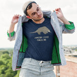 Gepersonaliseerde Aangepaste Bericht Pangolin Grap Tri-Blend Shirt<br><div class="desc">Laat de wereld weten hoeveel je van Pangolins houdt of typ je eigen aangepaste bericht op dit Pangolin grafische t-shirt. Gebruik gewoon het veld sjabloon invullen om uw eigen gepersonaliseerde bericht toe te voegen. Vind andere leuke pangolin producten in de Asterisk Design Zazzle winkel.</div>