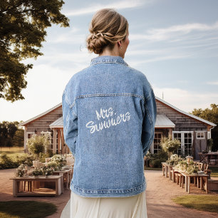 Gepersonaliseerde aangepaste bruid Mrs. Name Scrip Denim Jacket
